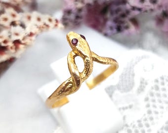 Antique 18k Gold Snake Ring: Ruby Eyes, Symbol of Love, circa 1880–1910