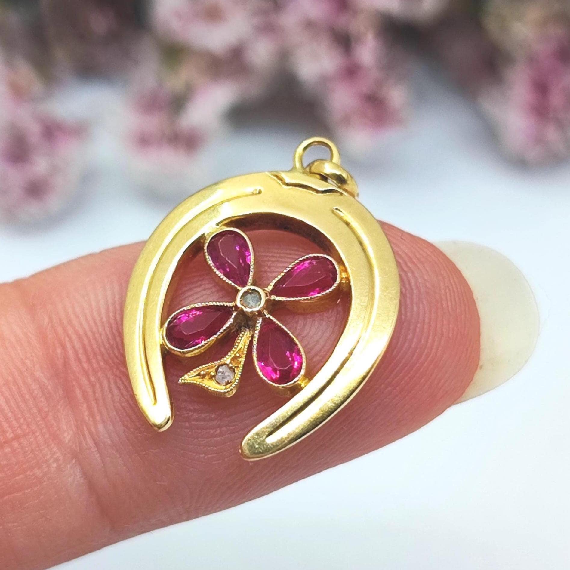 ⌘ Porte-Bonheur ⌘ Vintage Porte Bonheur Charm - Etsy