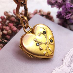 Antique French Gold Filled Heart Locket. Mistletoe, Pearls, FIX. Art Nouveau, Belle Époque, 1900s. Vintage Wedding, Meaningful Gift for Him