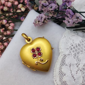 Antique Gilded Heart Locket. France, Art Nouveau. Photo Holder, Clover Pattern, Symbol Luck, Vintage Wedding,Bride Gift, Protective Talisman