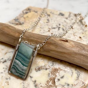 NECKLACE - Natural Teal Lace Agate and Sterling Silver Rectangular Frame Pendant / Hoop Framed Necklace / Hammered Agate Jewelry