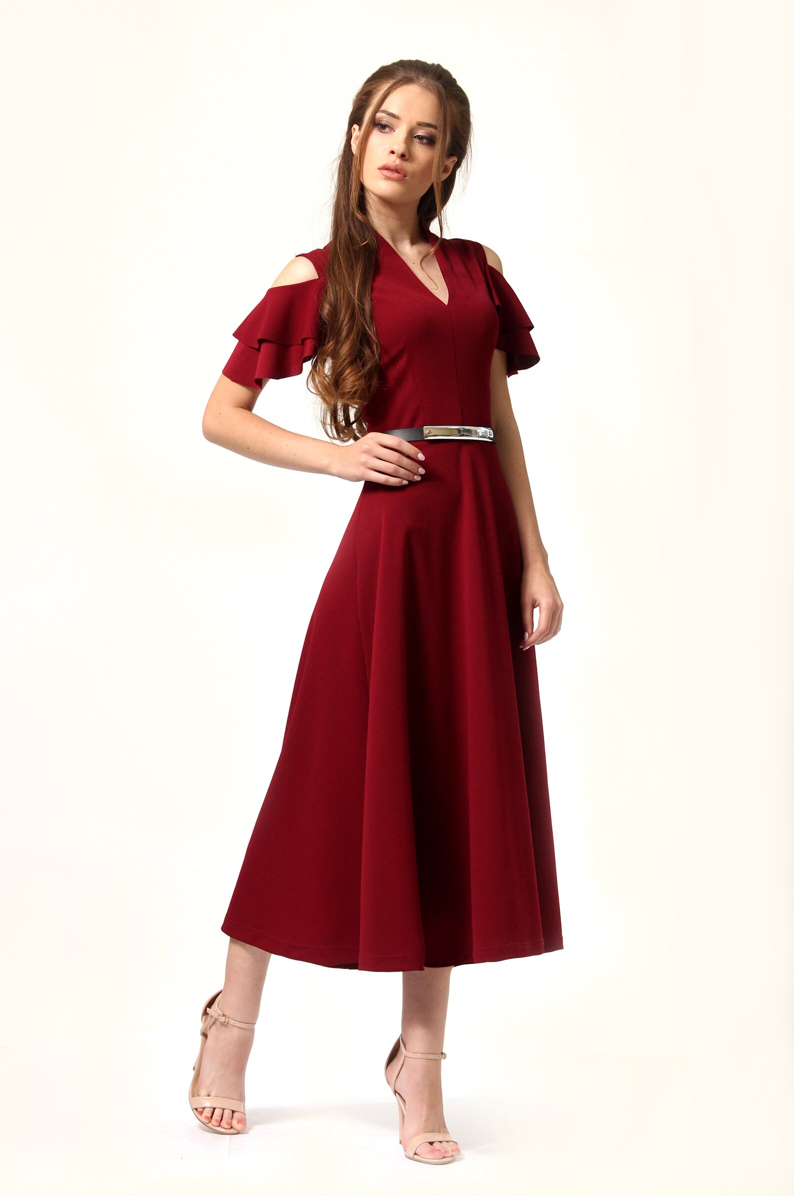 Strapless &nbsp;flattering silhouette dress