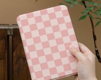 Personalized Checkerboard Kindle Case, Gold Foil Kindle Paperwhite Cover for 12th 11th 10th Gen, Gift for Book Lovers