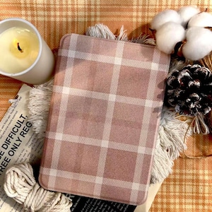 Classic plaid Kindle Case,Kobo case,Kindle Paperwhite 12th Gen and Kindle Colorsoft with Hand Strap,Auto Sleep Wake,Magnetic Back