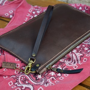 Cartera de cuero pequeño / Bolsa de accesorios / Embrague / Bolsa de cuero hecha a mano / Bolsa de cremallera pequeña / Unisex / Embrague de cremallera / Bolso de hombre