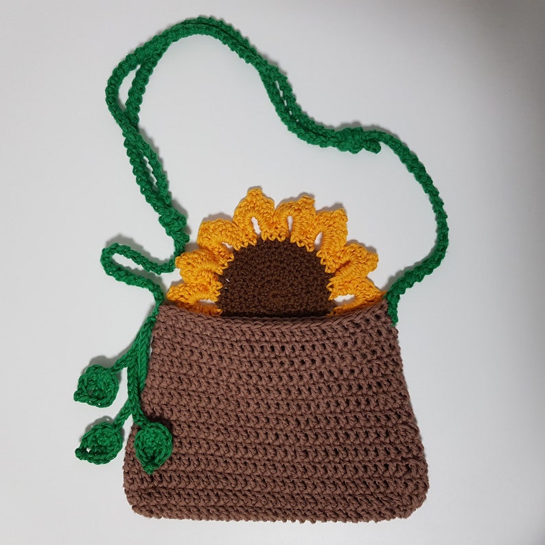 Handmade Crochet Bag Sunflower Bag / Daisy Bag Summer Purse Shoulder Bag, Small handbag image 3