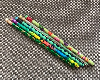 Pencils set of 5 randomly picked for crafting drawing writing kids homework school supply office supply