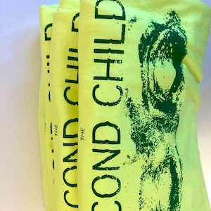 The Second Child closed eyes t-shirt loose fit, neon yellow, construction yellow image 3