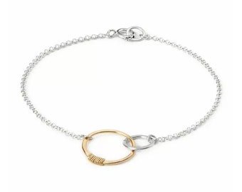 Minimalist Maternity Gift for Mom, Dainty Bracelet Gold & Silver, Linked Circles, Sterling Silver Chain Links of Love by Beth Lawrence