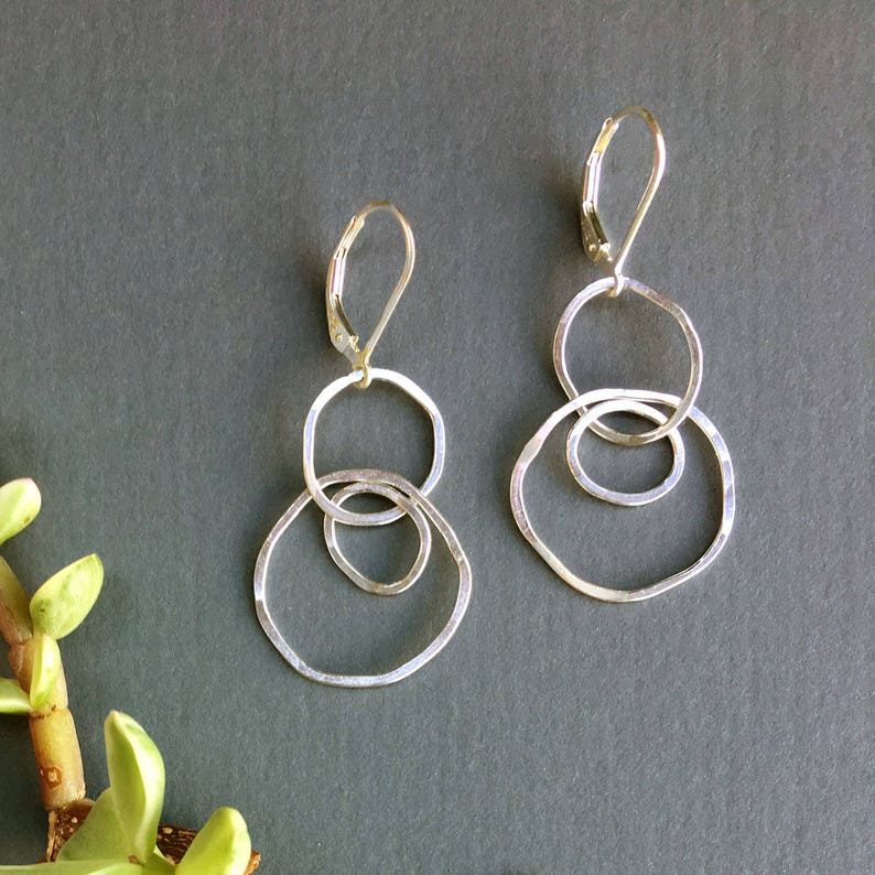 Minimal Simple Circles Earrings, Hammered Circles Drop Earrings, Linked Circles Dainty Dangle Earrings in Sterling Silver image 1