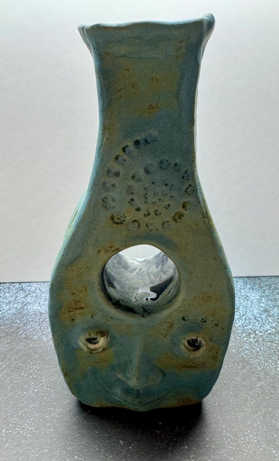 Medium Face Vase -  New Design  -  (Free US Shipping)