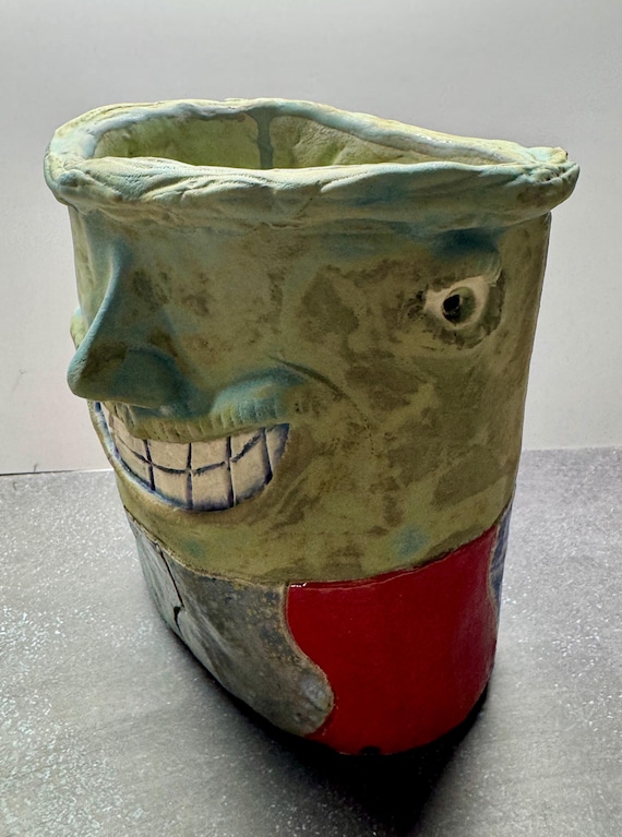 Medium Face Planter - Big Smiles  (Free US Shipping)
