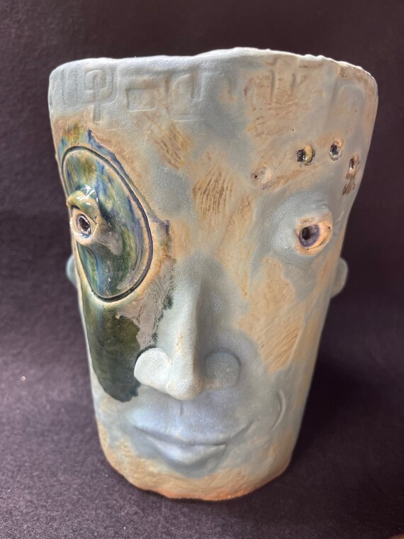 Medium Face Planter -Antique Blue Glaze with blue-green accent  - New Design (Free US Shipping)