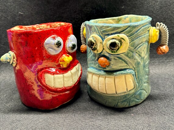 2 Face Planters - Robots  (Free US Shipping)