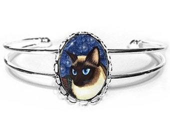Siamese Cat Bracelet Seal Point Siamese Cat Silver Fantasy Cat Art Cameo Bracelet 25x18mm Gift for Cat Lovers Jewelry Carrie Hawks