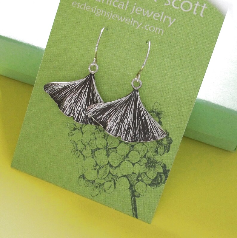 Cyan Sterling Silver Ginkgo Leaf Stud Earrings With Jade And Zircon Overgild Gold Finish main image 1