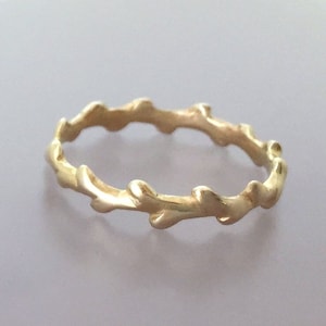 14k Yellow Gold Twig Ring: Recycled Gold Laurel Wedding Band