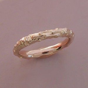 14k Rose Gold Twig Wedding Ring, Narrow Pine Branch image 1