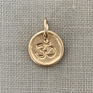 Tiny Ohm Pendant in 14k Yellow Gold