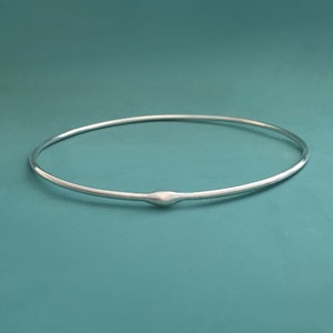 Sterling Silver Raindrop Bangle Bracelet: Modern Organic Design