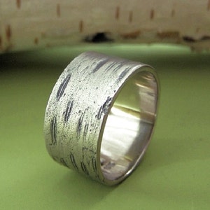 Birch Bark Wedding Ring in 14k White Gold, Choose a Width