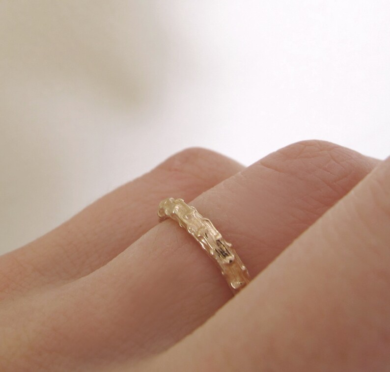 14k Rose Gold Twig Wedding Ring, Narrow Pine Branch image 4