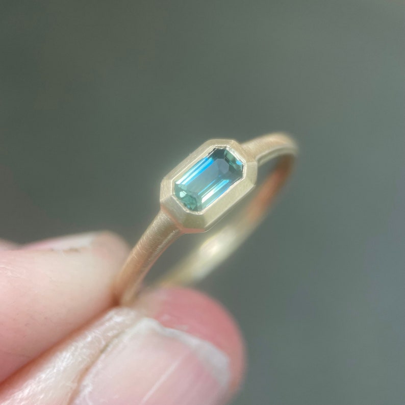 Australian Parti Sapphire Ring in 14k Yellow Gold image 2
