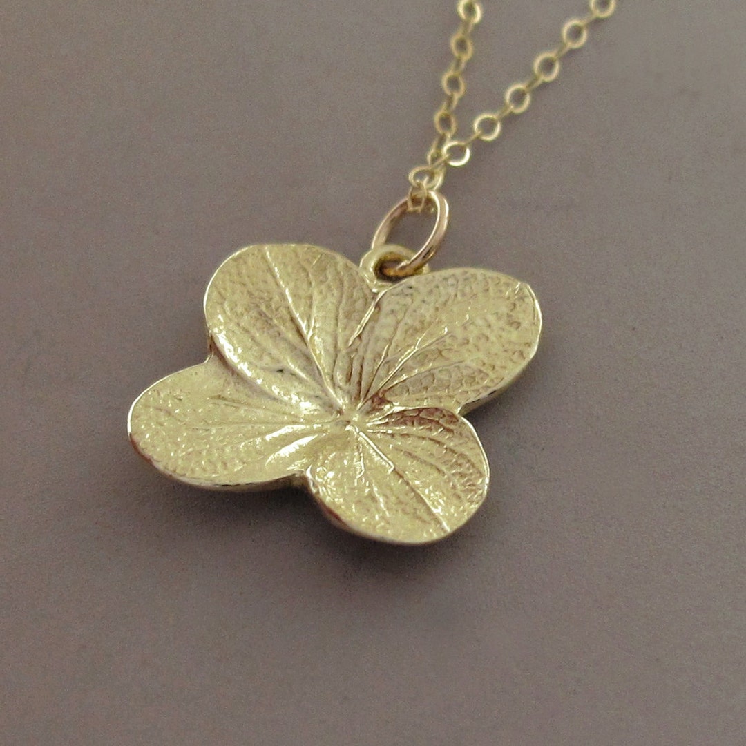 Hydrangea Flower Necklace in 14k Yellow Gold Free Shipping - Etsy