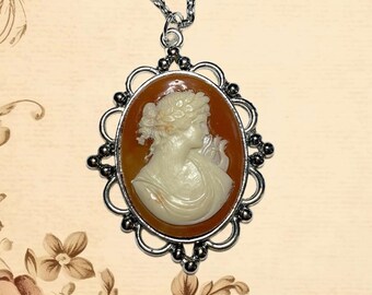 Pendentif Camée En Cornaline Ovale 35 Mm Sur Corail Rouge - Argent 925 - Longueur 45 Cm - Marque Delmaoro