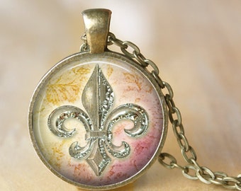 Vintage Early Design Thomas Sabo Sterling Silver Fleur De Lis