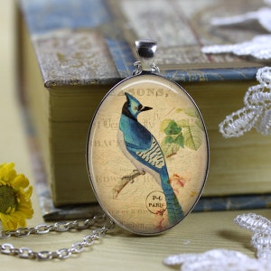 Blue Jay Pendant, Blue Jay Necklace, Bird Necklace, Vintage Blue Jay, Blue Jay Key Chain, Oval Necklace, Bird Jewelry, Vintage Image image 4
