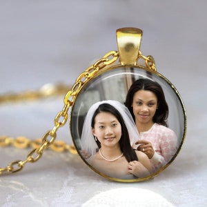 CUSTOM PHOTO Necklace, Personalized Custom Photo Pendant, Necklace or Key Chain, Shiny Gold Custom Pendant, Picture Jewelry, Photo Jewelry