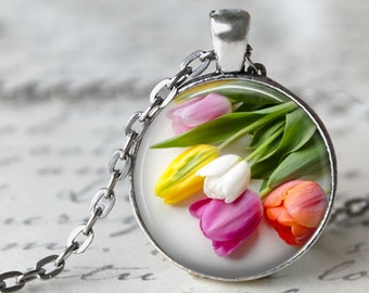 Tulip Necklace, Vibrant Tulips Pendant Necklace, Flower Pendant, Colorful Tulips, Tulip Key Chain, Spring Jewelry, Tulip Jewelry