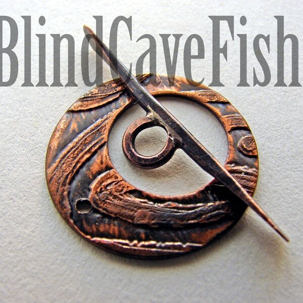 Small Swirl Copper Toggle