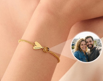 Regalo del Día de la Madre para mamá, pulsera personalizada con proyección de foto, dije de corazón grabado, nombre y foto personalizados en el interior, regalo de joyería para la abuela