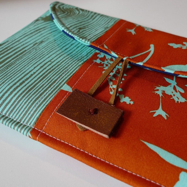 LAST ONE iPad Mini/ Nook Color/ Kindle Fire/ Nook Simple Touch Pouch/  Kindle Keyboard Pochette In Rust, Turquoise Wildflower