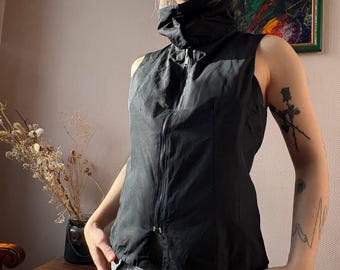 IKKS High-Neck Avant Garde Zip Up Vest –  Minimalist Techwear Top, Size S