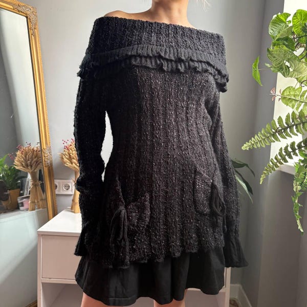 Black Boucle Knit Sweater Off Shoulder Ruffle Collar Bell Sleeve Fuzzy Chenille Top Grunge Whimsigoth 90s 00s Size M