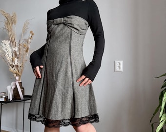 Morgan de Toi tweed bow bust dress with black lace hem, Y2K French coquette gothic academia mini
