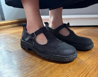 Kickers Black Suede T Bar Mary Jane Schuhe EU 39 Chunky Sole Y2K Grunge Plateau Schuhe Schnalle Damen 8