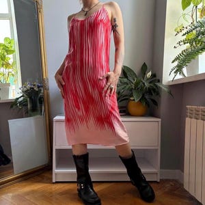 cut wedding dress Simple V-neck Dresses Cut-out Bow Back Chica™ | Boho Chic fit and flare style Flavor:Lemon Cake w/ Bavarian Cream & Strawberry Puree Color:Black