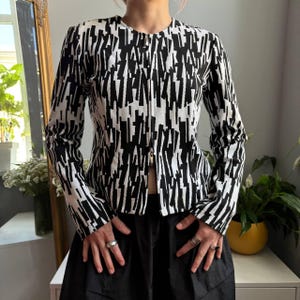 Chaqueta de diseño única Joseph Ribkoff con doble cremallera, estampado abstracto, estilo artístico Y2K vintage, talla 10 M.