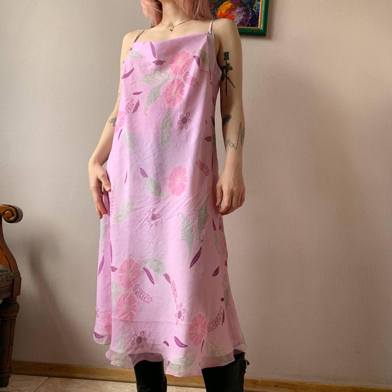 y2k slip dress (L) Large Purple Vintage 47 Slip length is longer in the middle of the hem Y2K Pink Floral Silk Slip