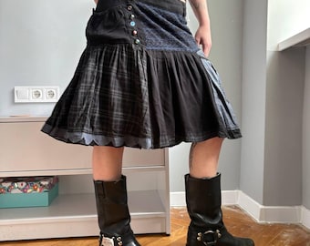 Desigual Vintage Y2K Black Patchwork punk Skirt Mixed Fabric Dragon Embroidery Colourful Buttons Tartan Boho Grunge Size M