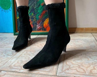 Vintage kitten heels ankle faux fur suede boots