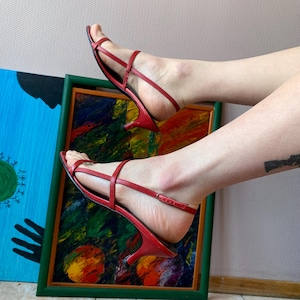 Unbelievable rare AKRIS PUNTO luxury designer danty 90s style kitten heels