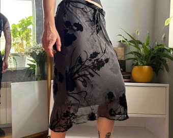 Vintage Seidenmischung Ausbrenner Samt Midi Rock Schwarz Floral Schiere Botanische Rock Grunge Romantische Kordel Taille Y2K Größe 8 Medium