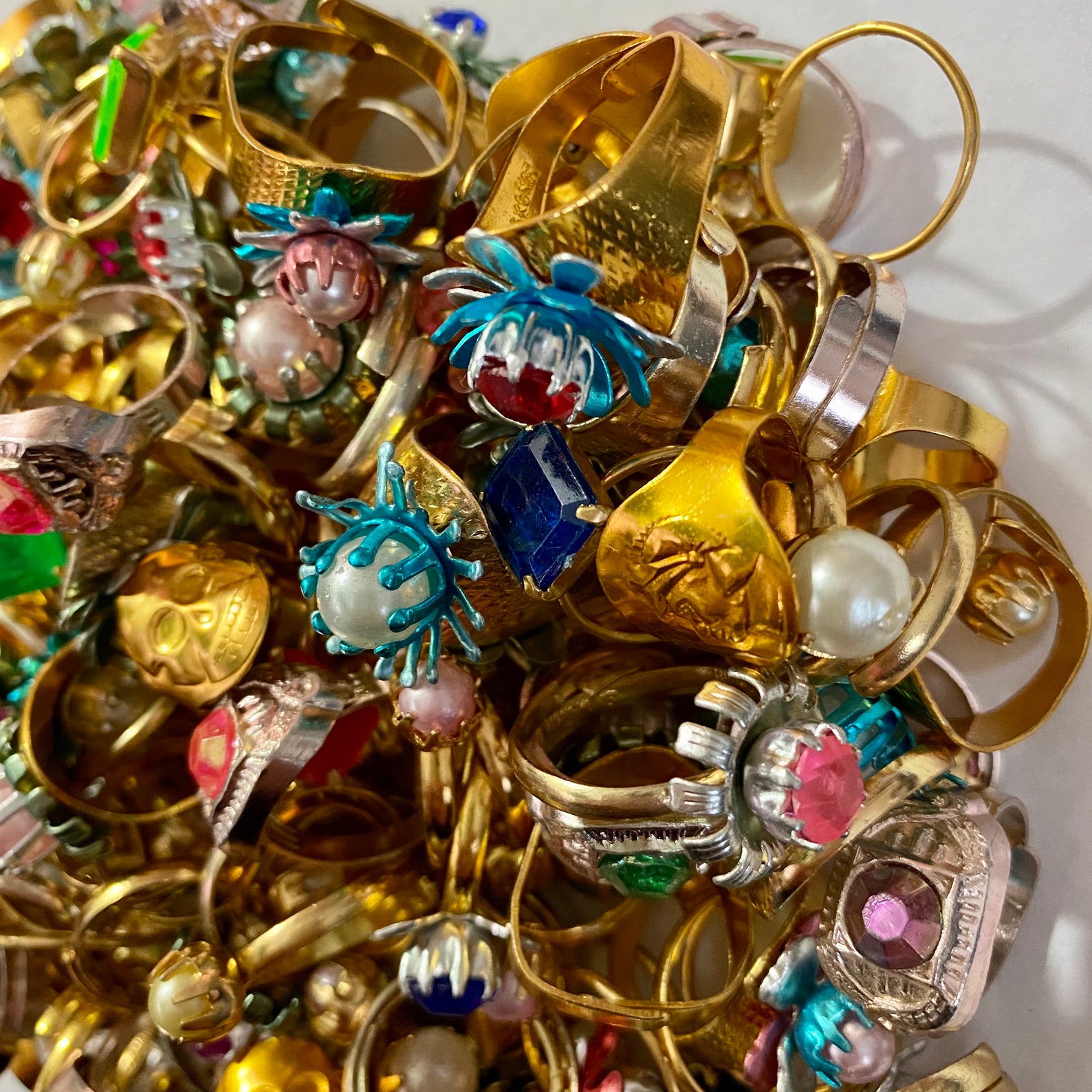 15pcs VINTAGE TOY RINGS Vending Machine Dreams Gum Ball Etsy