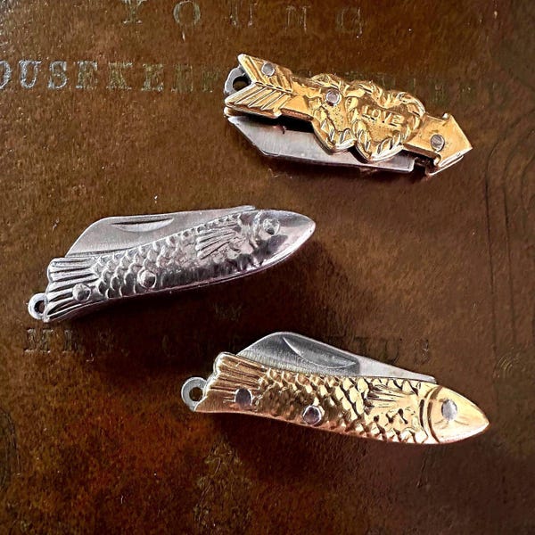 1 Miniature Pocket Knife Charm 1" Vintage Style Tiny Folding Knife Your Choice