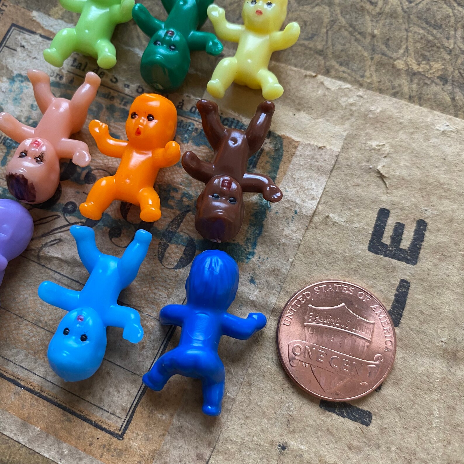9pcs TINY PLASTIC BABIES Instant Collection Miniature Baby Etsy